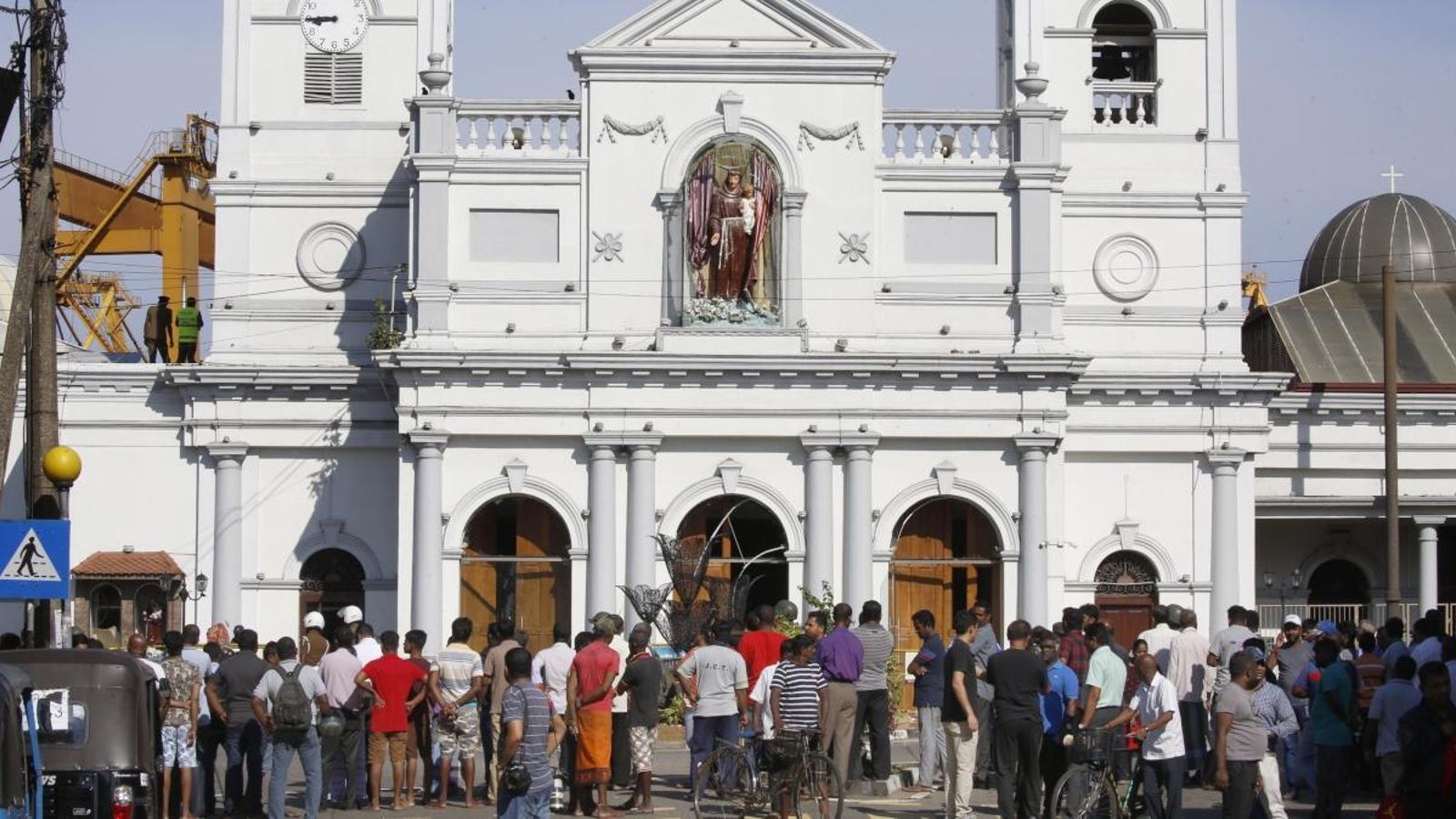 Les autoritats de Sri Lanka eleven a 290 el nombre de morts en la cadena d’atemptats de diumenge Les autoritats de Sri Lanka eleven a 290 el nombre de morts en la cadena d’atemptats de diumenge