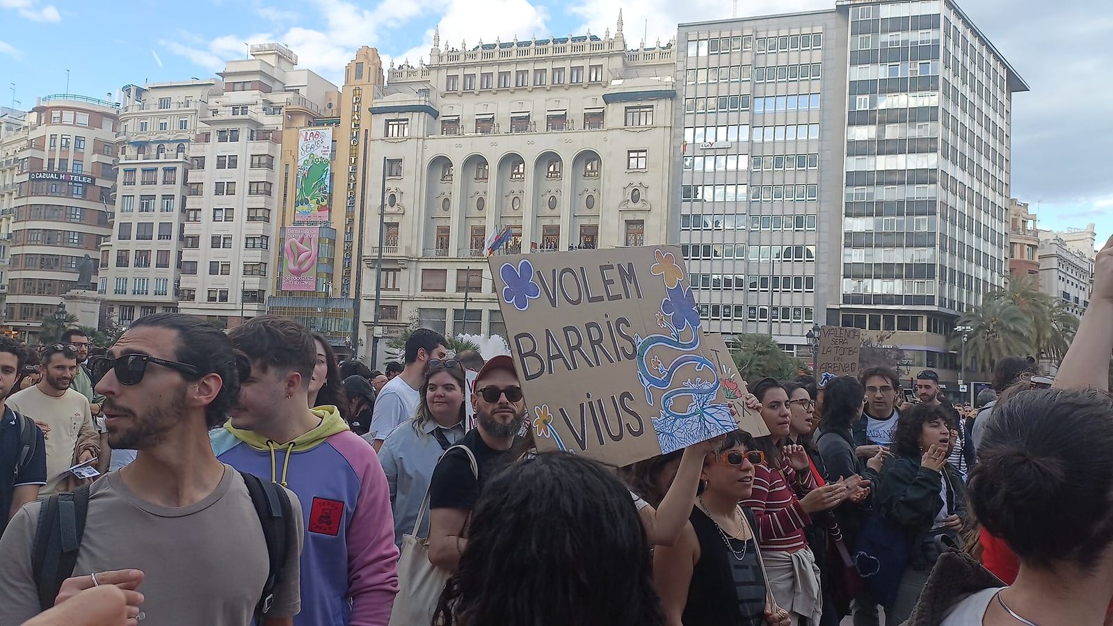 Manifestació per l'habitatge a València