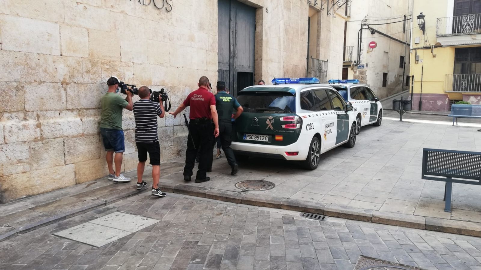 Moment d'entrada al jutjat de la parella detinguda