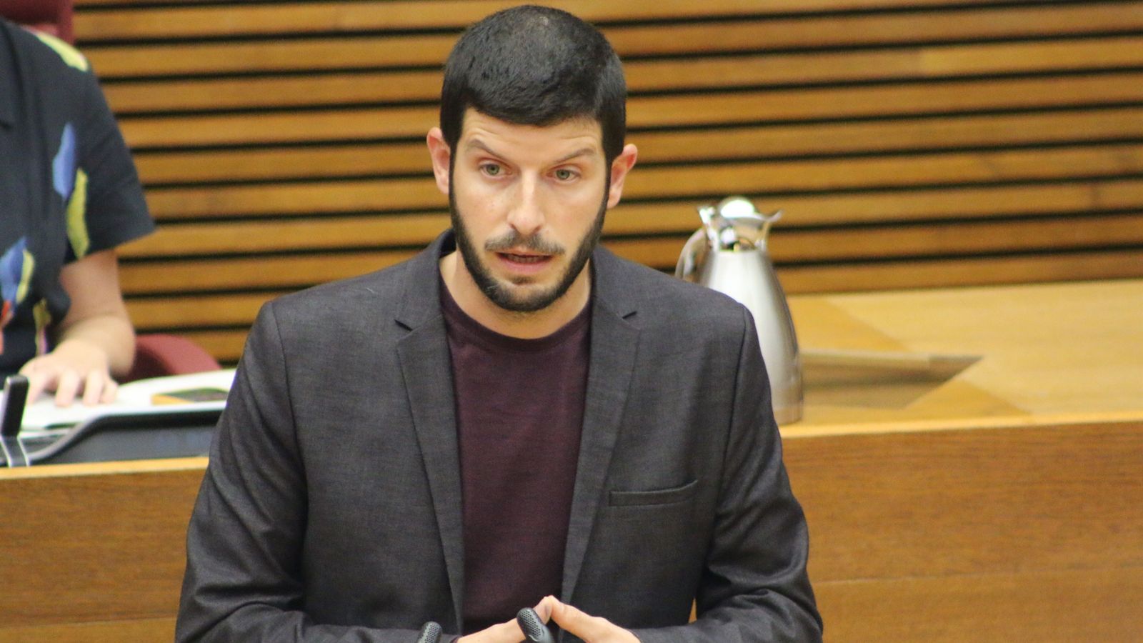 El nou portaveu adjunt en Les Corts, Carles Esteve, en una intervenció en la cambra