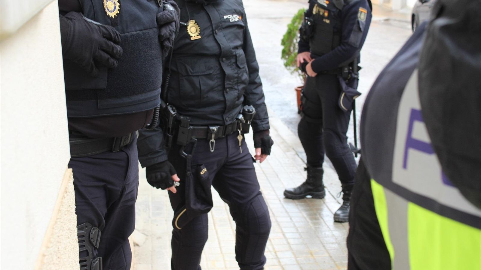 Agents de la Policia Nacional, en una imatge d'arxiu Agents de la Policia Nacional, en una imatge d'arxiu