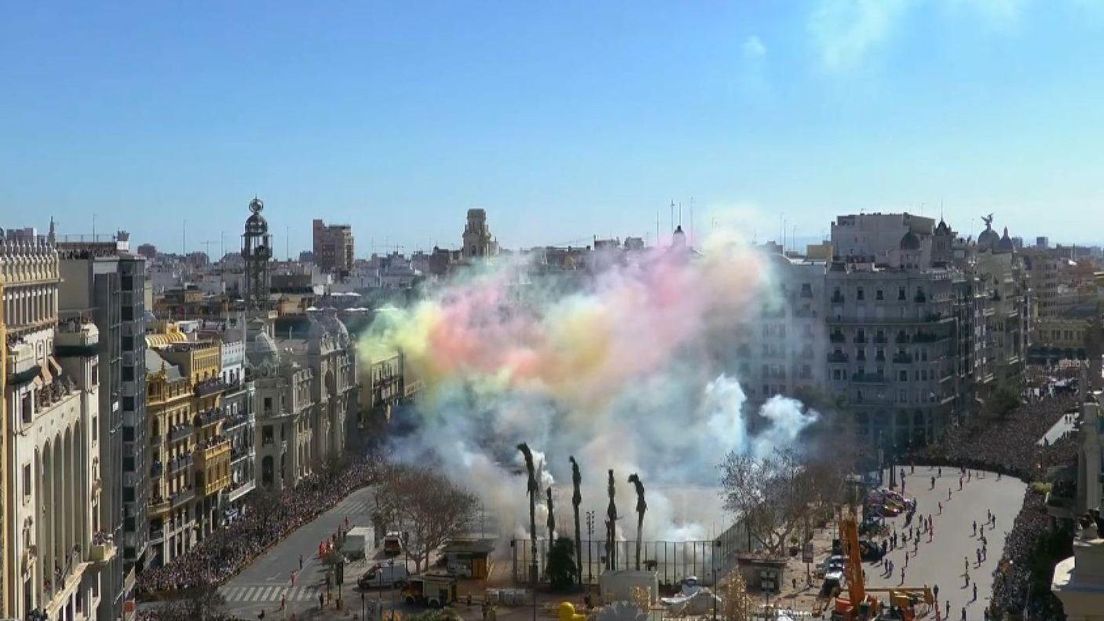 Imatge d'arxiu de la mascletà que va disparar la pirotècnia Pibierzo durant les Falles de 2024