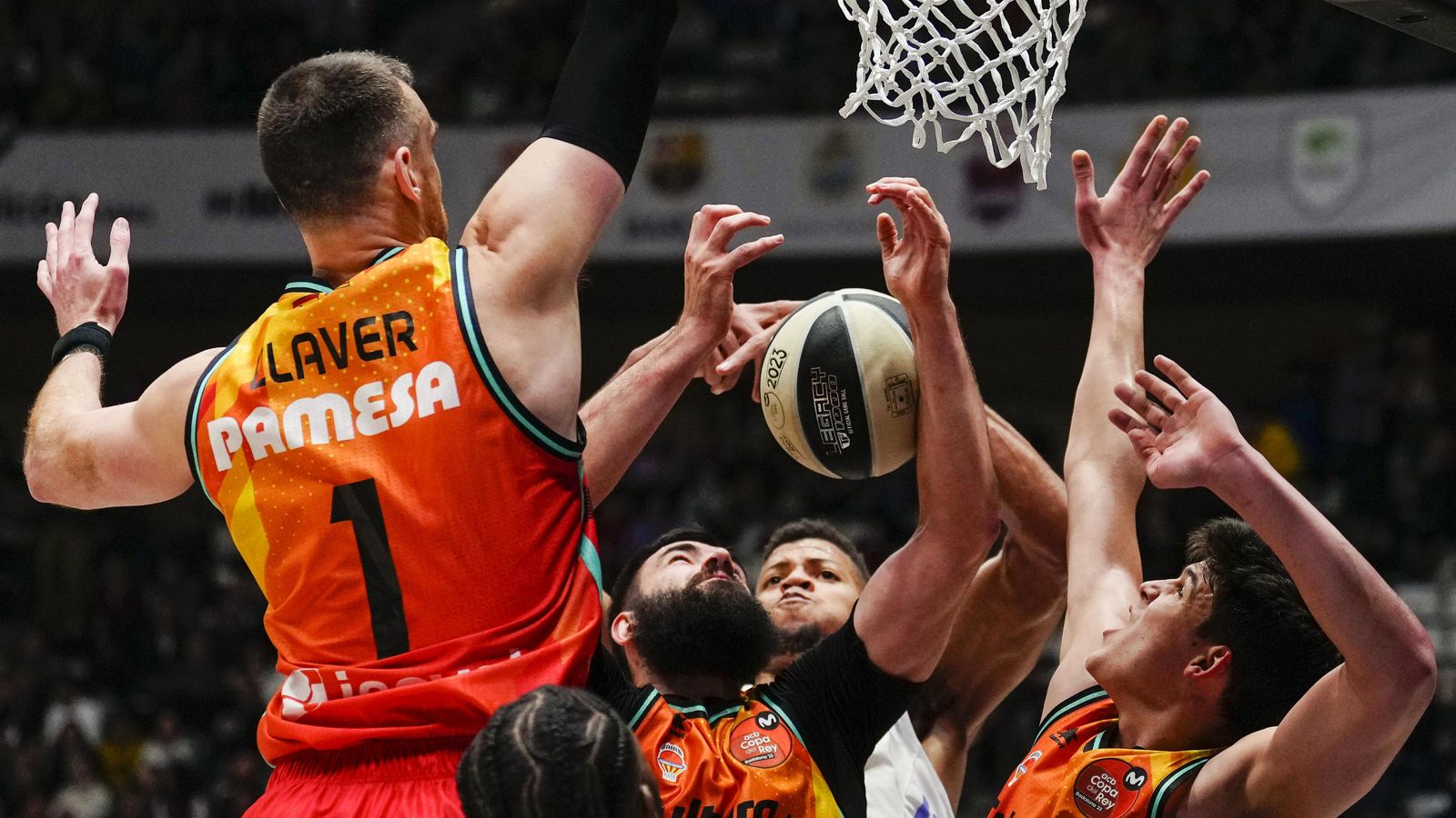 El València Basket diu adéu a la Copa en un final agònic contra el Reial Madrid
