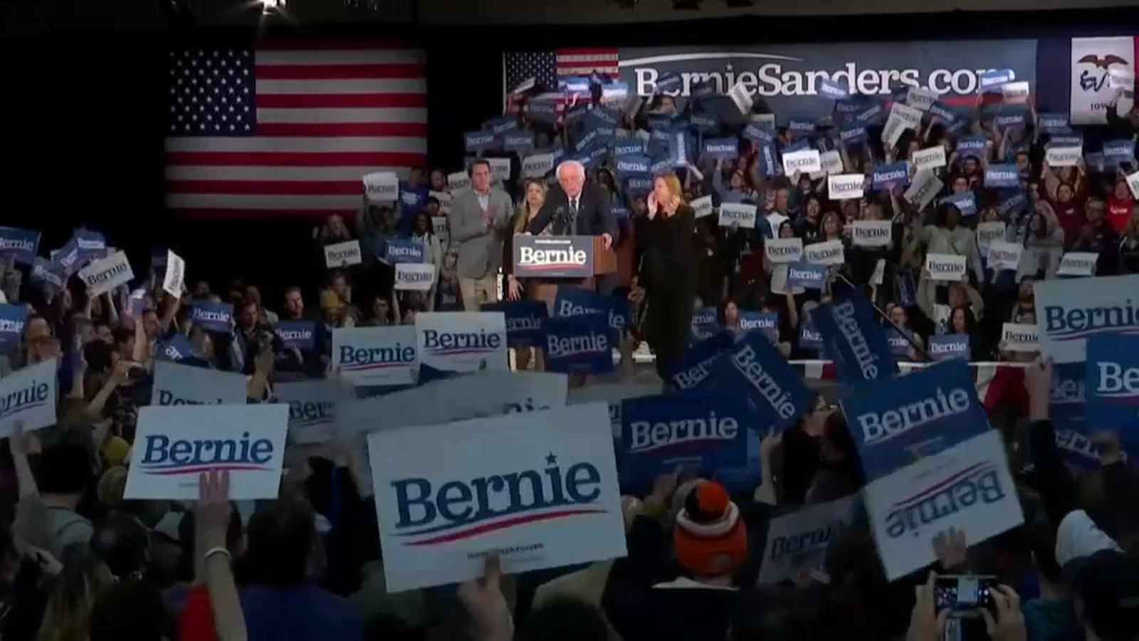 Problemes informàtics retarden el recompte de vots al caucus d\'Iowa