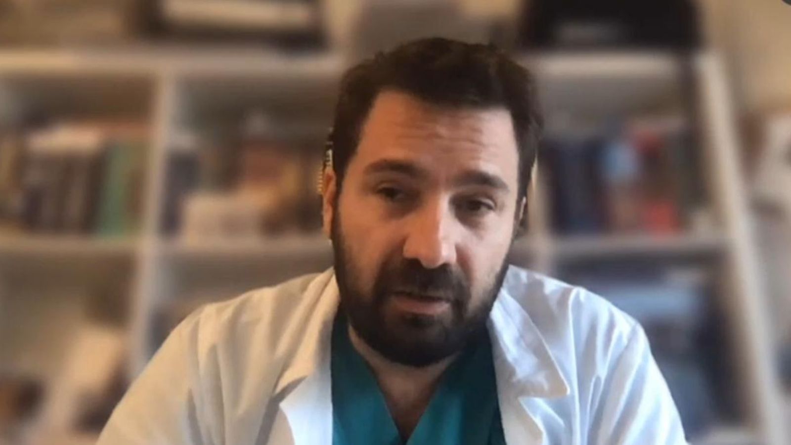 Rafael Badenes: “La pressió assistencial a les UCI és superior a la de la primera onada”