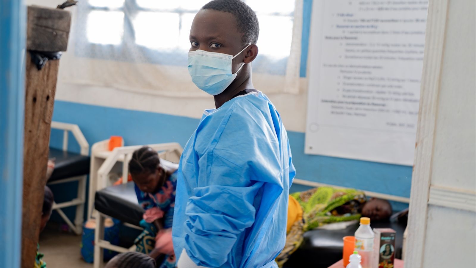 EuropaPress_7528797_beijing_may_17_2026____health_worker_wearing_mask_is_seen_at_the_general