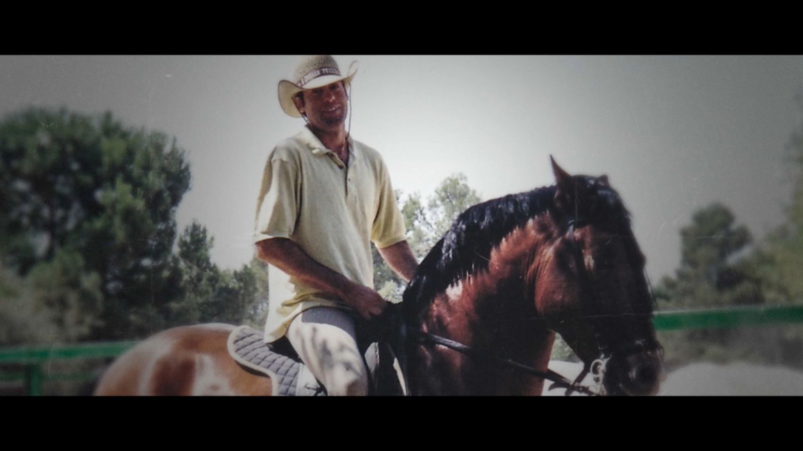 Llogava vehicles d’alta gamma i presumia d’inversions financeres i propietats immobiliàries falses. Mario aparentava un estatus que no era real. 