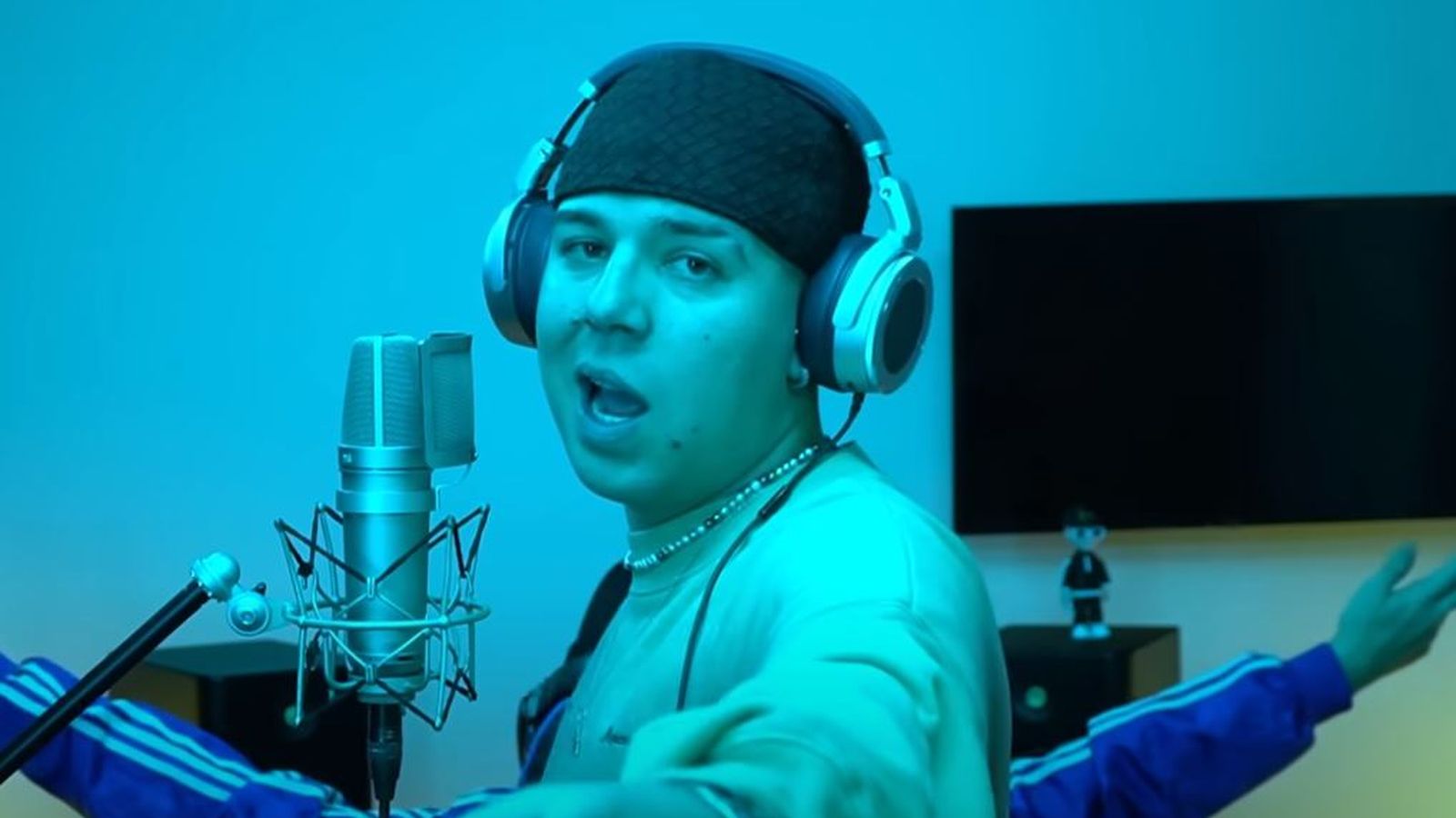 Quevedo en el vídeoclip BZRP Music Sessions #52