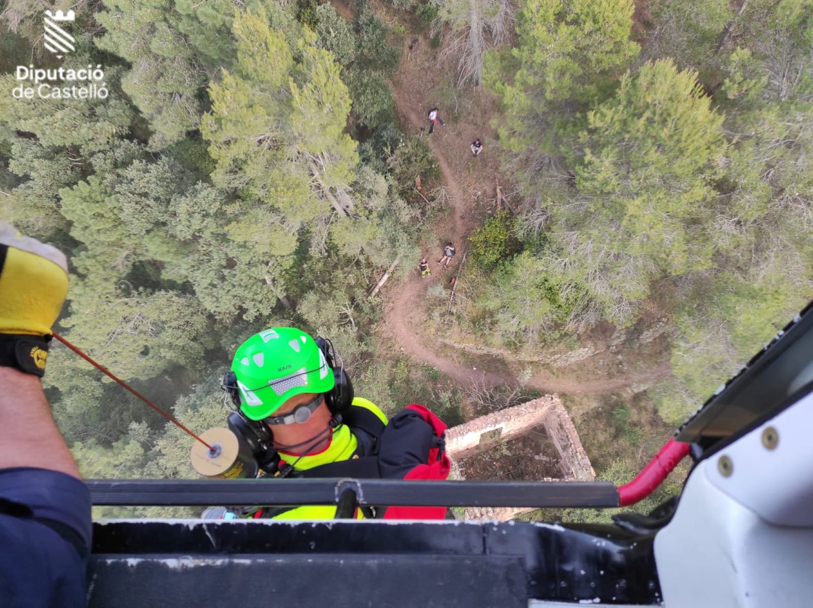 Rescat d'una dona accidentada en una zona forestal de Suera (Plana Baixa)
