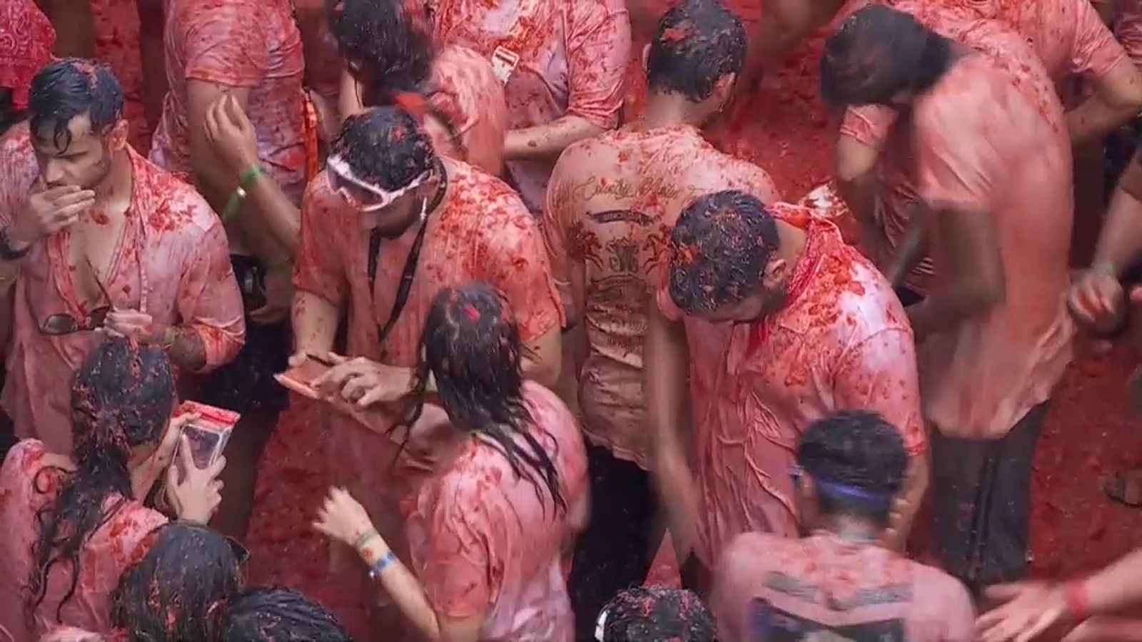 Incident pel llançament de gas pebre en la Tomatina de Buñol