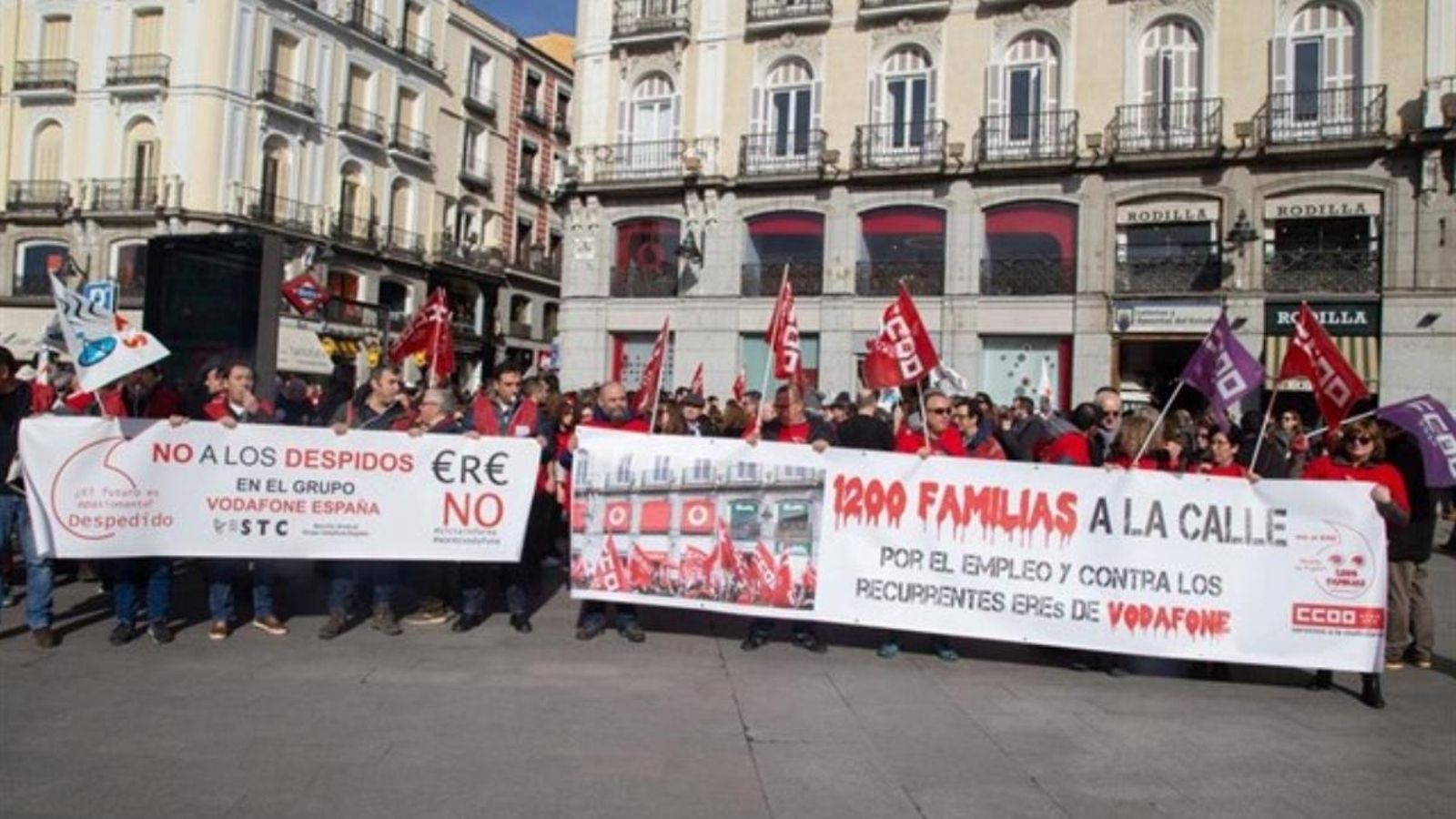 Sindicats i plantilla es van manifestar contra l'ERO