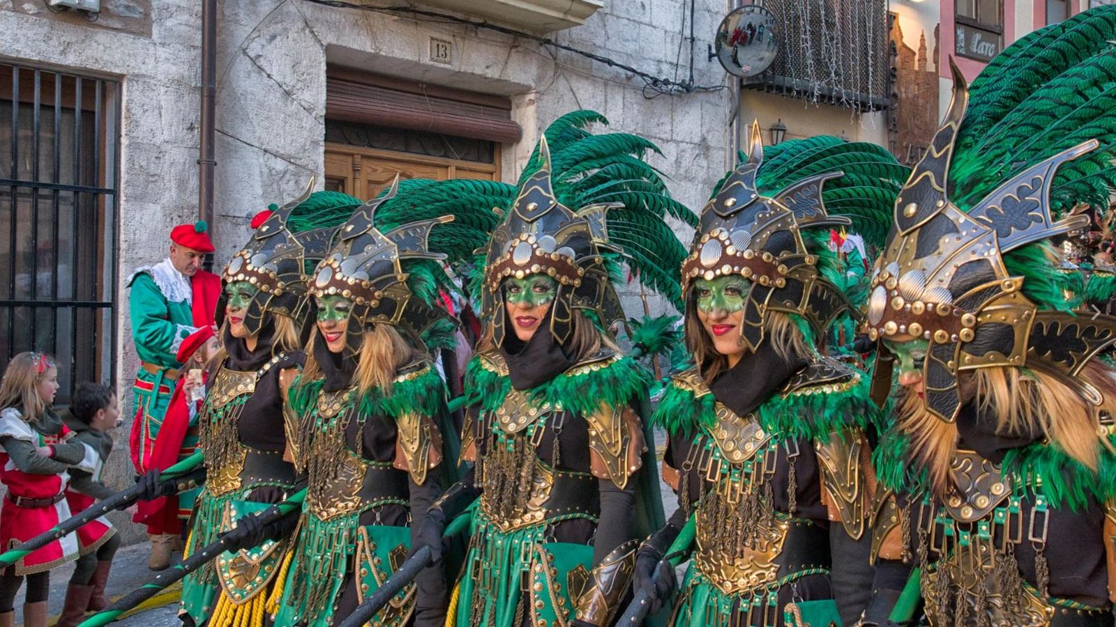 Imatge d'arxiu d'una entrada de Moros i Cristians
