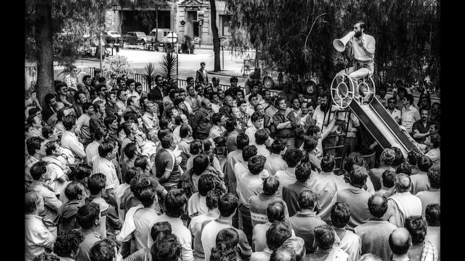 Assemblea de treballadors de la desapareguda fàbrica Peris Andreu de Torrent, en 1985