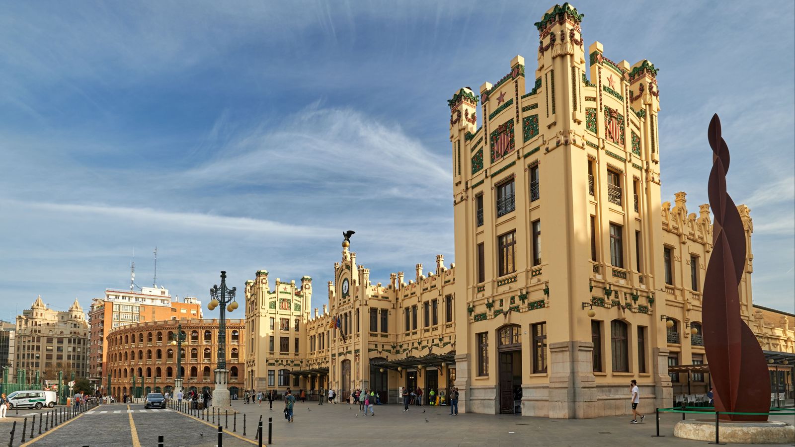 El projecte de la nova estació Central definirà el nou ús de l'actual terminal del Nord de València