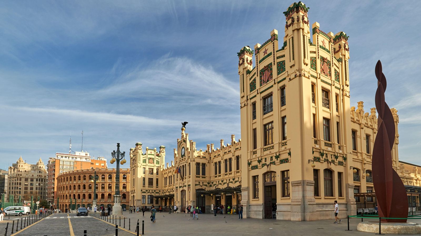 El projecte de la nova estació Central definirà el nou ús de l'actual terminal del Nord de València