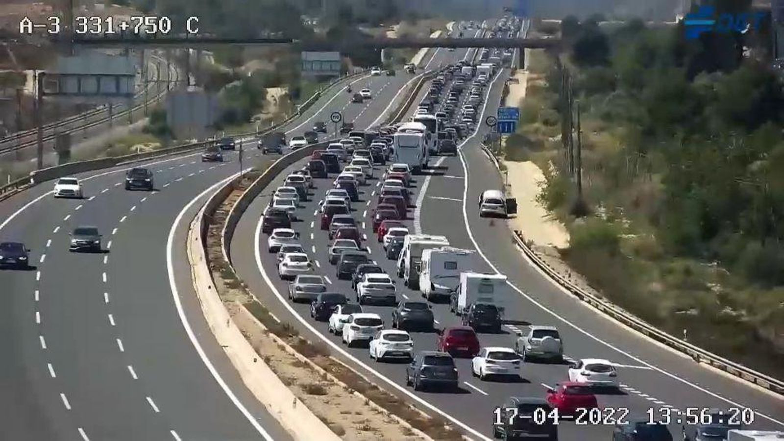 Retencions a l'A3 a l'altura de Xest en direcció a Madrid