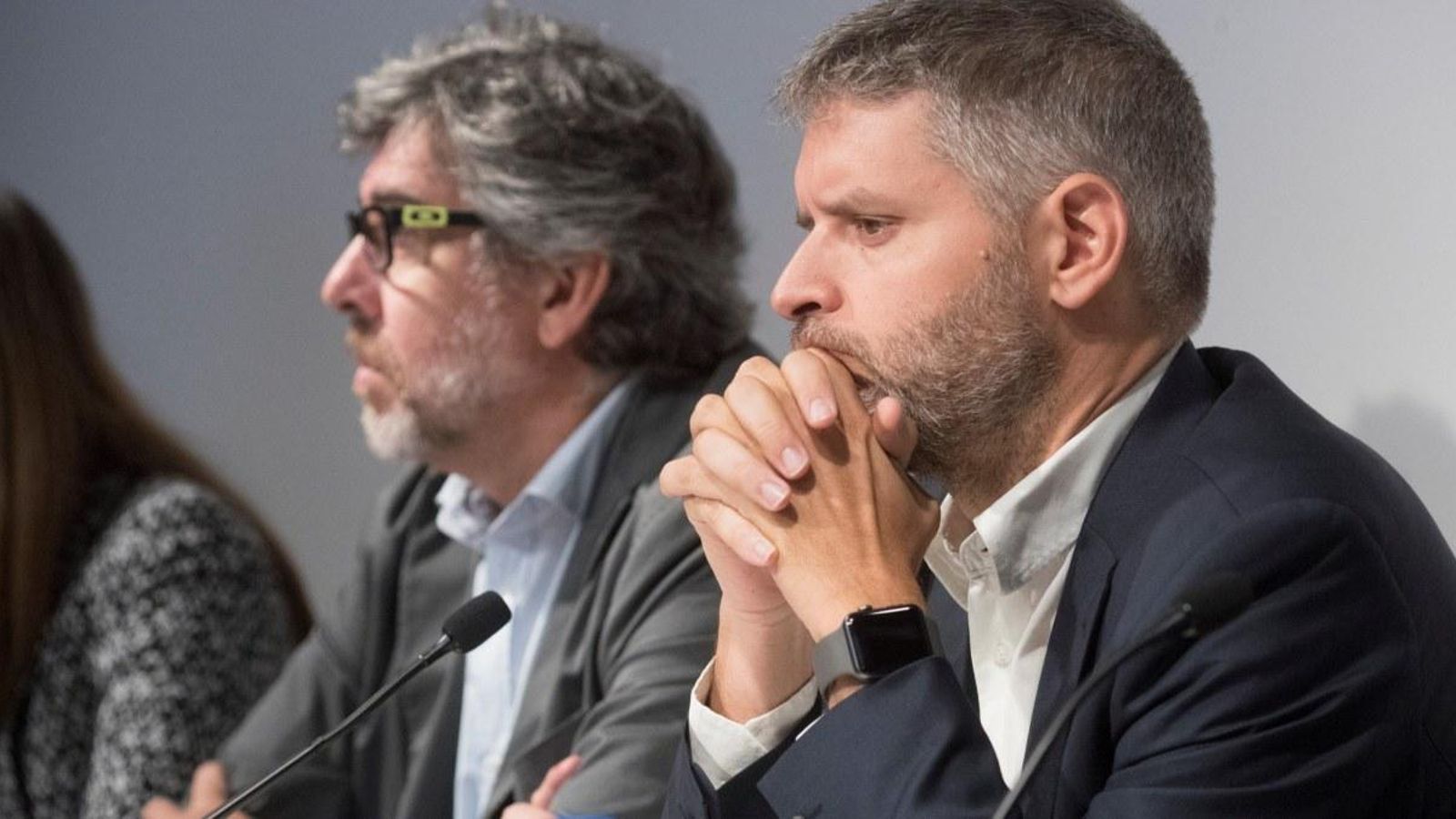 D'esquerra a dreta, els advocats Jordi Pina i Andreu Van Den Eynde. Pina defensa Jordi Turull, Josep Rull i Jordi Sànchez, mentre Van Den Eynde representa Oriol Junqueras