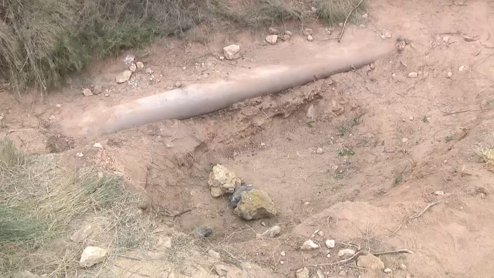 En imatge, el punt on hi havia soterrat els cossos