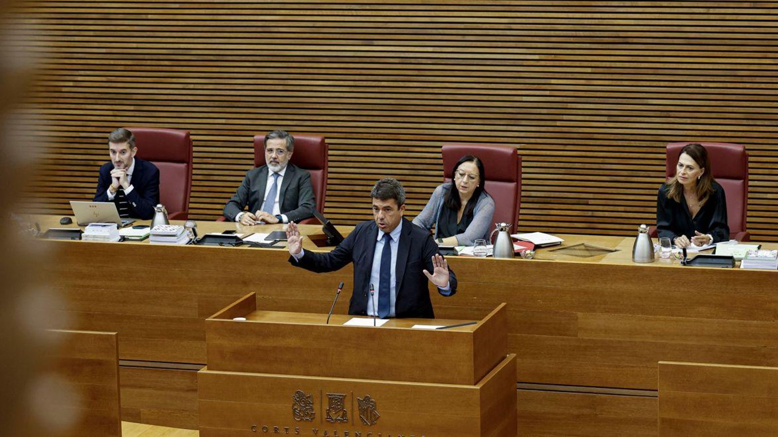 El president Carlos Mazón en un moment de la sessió de control
