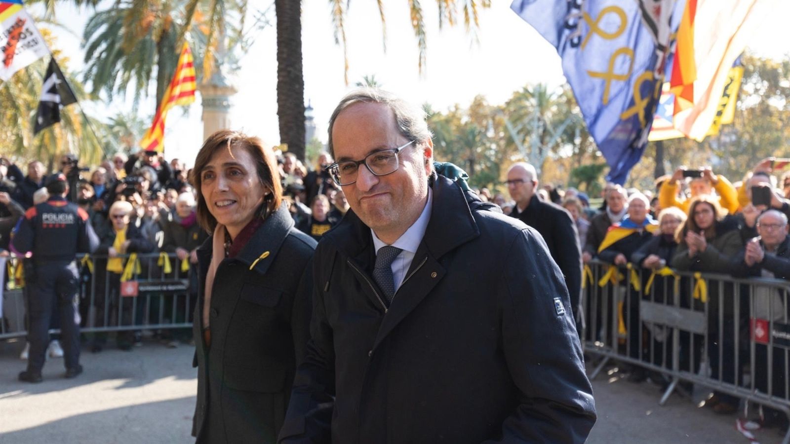 Quim Torra ix de declarar del TSJC acompanyat de la seua dona en una imatge d'arxiu