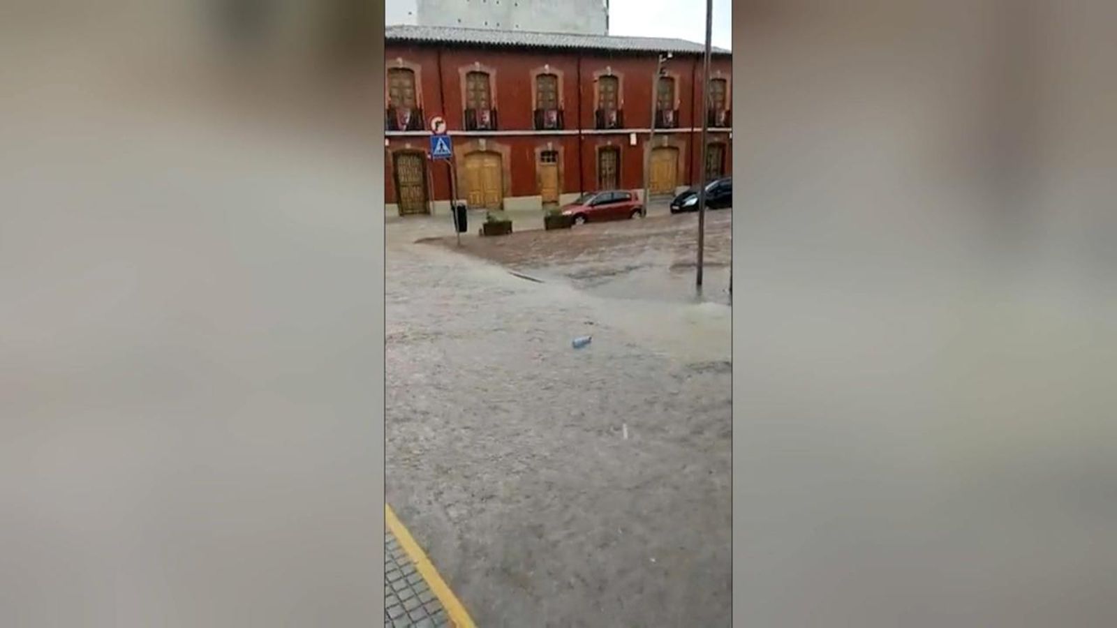 S'acumulen 40 l/m² a Villena en pocs minuts aquest dissabte a la vesprada