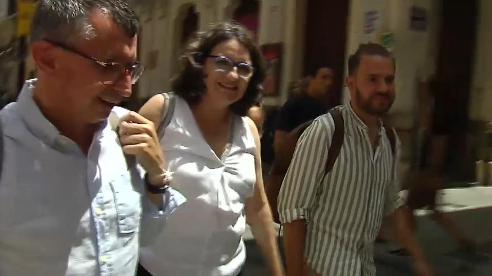 Miquel Real, a la dreta de l'exvicepresidenta, en una imatge d'arxiu Miquel Real, a la dreta de l'exvicepresidenta, en una imatge d'arxiu