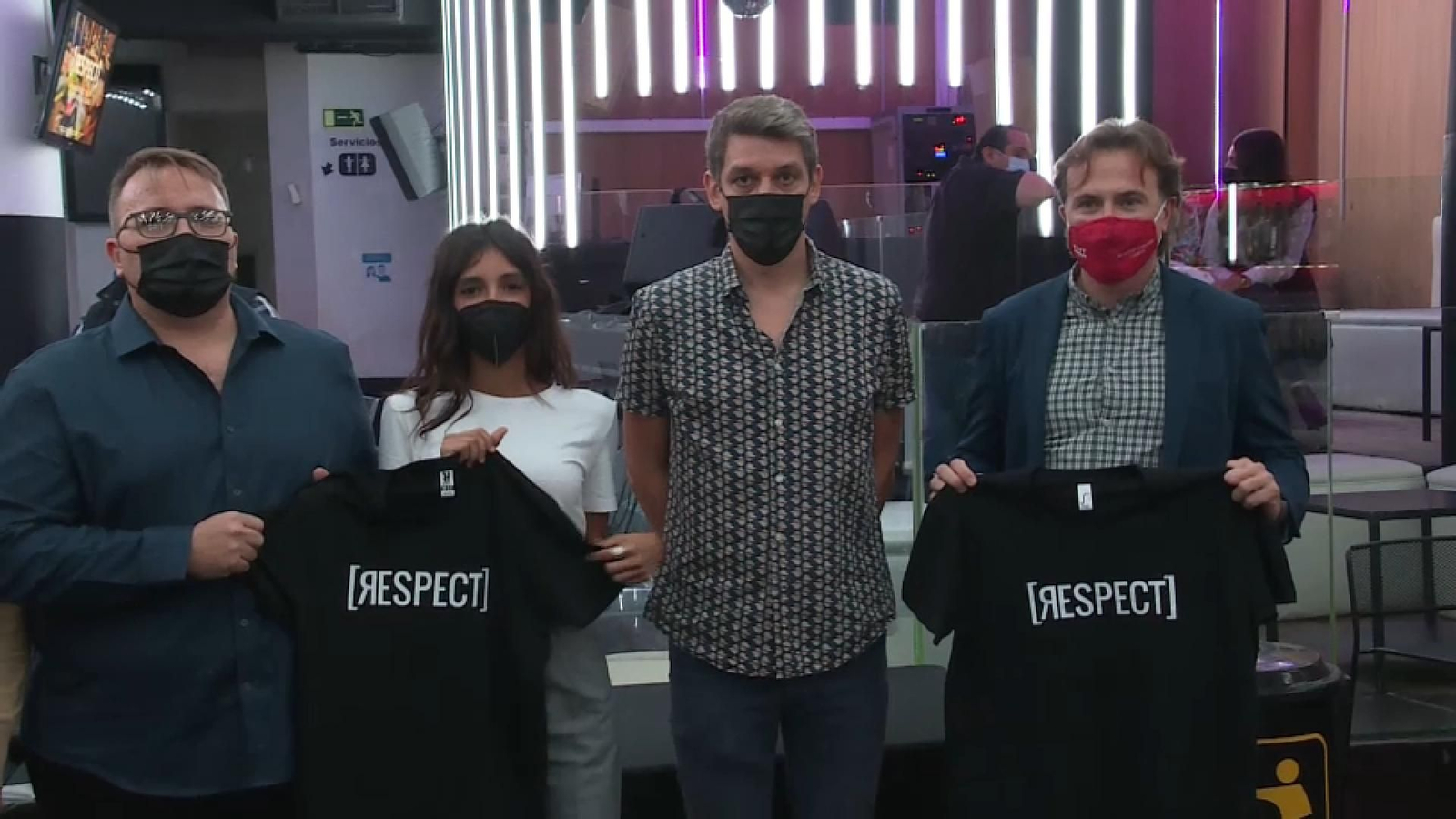 Presentació de la campanya "Respect" per a mediar entre els joves i el veïnat de les zones d'oci