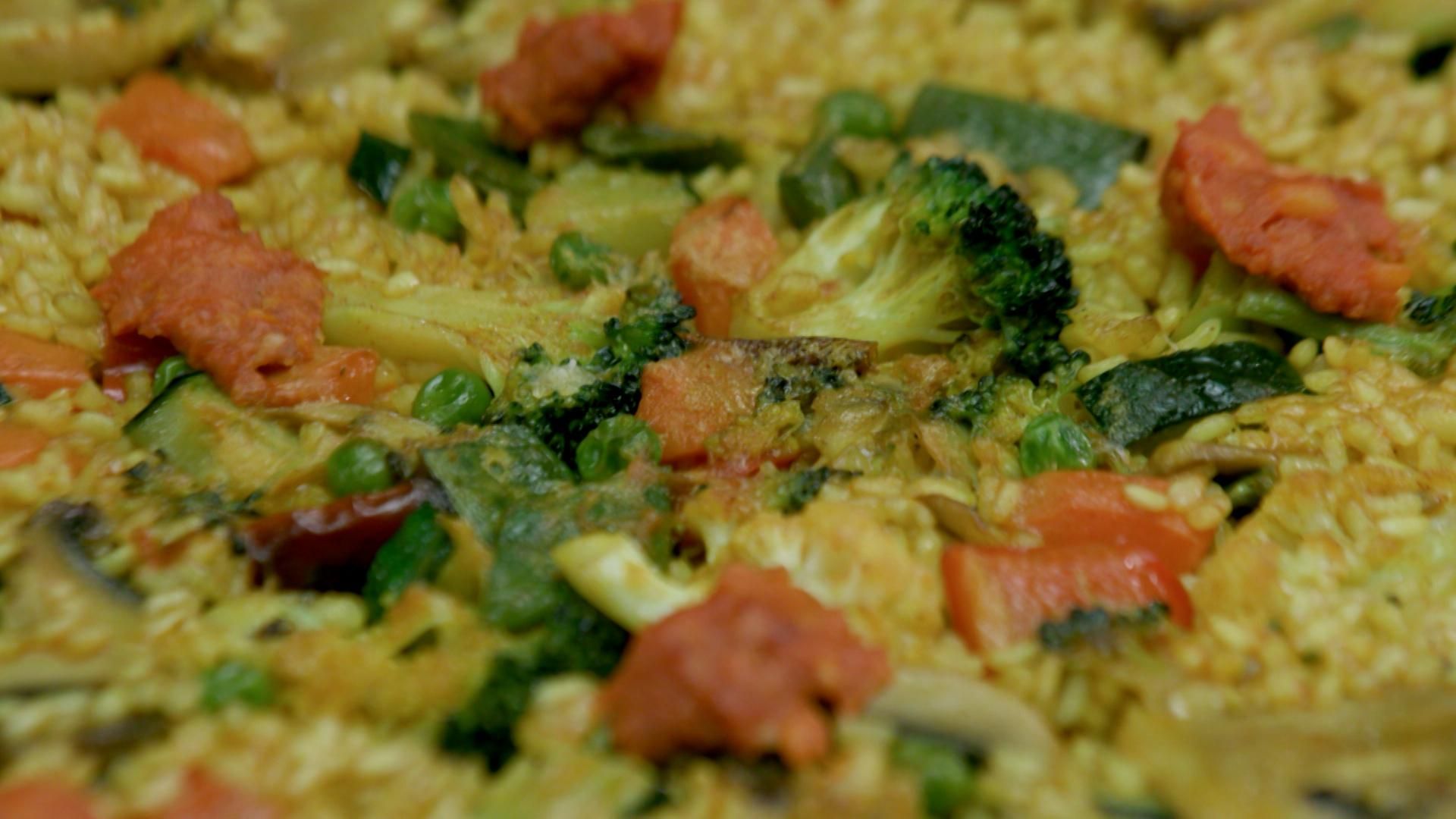 Paella de verdures i sobrassada