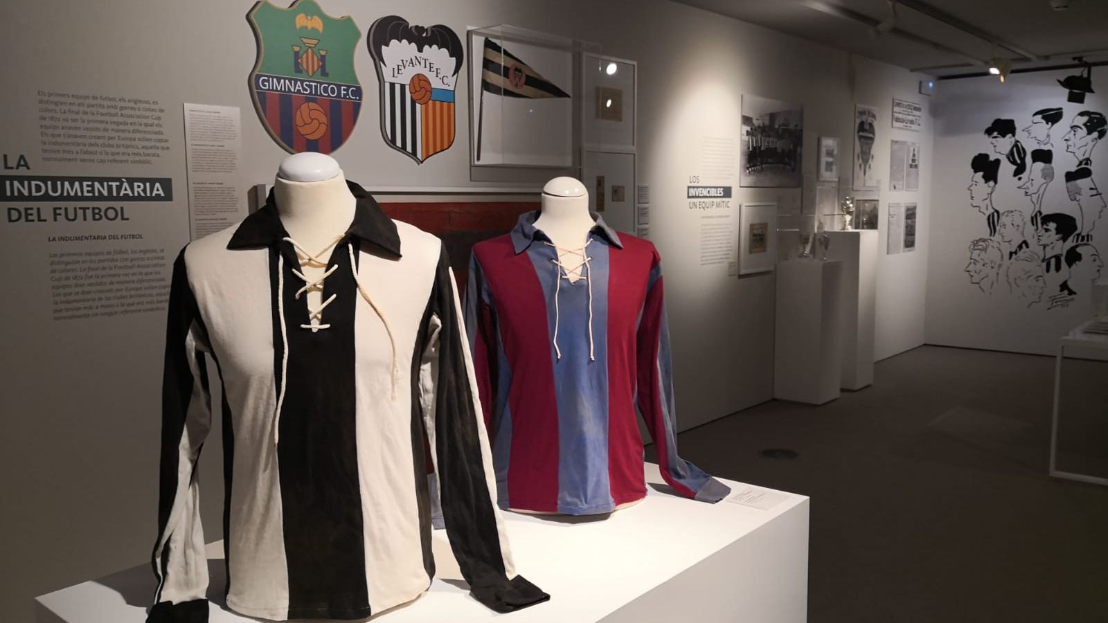 29.12.2022 | Visita a l’exposició "De granotes, gats i palmeres. Els orígens del Llevant UE"