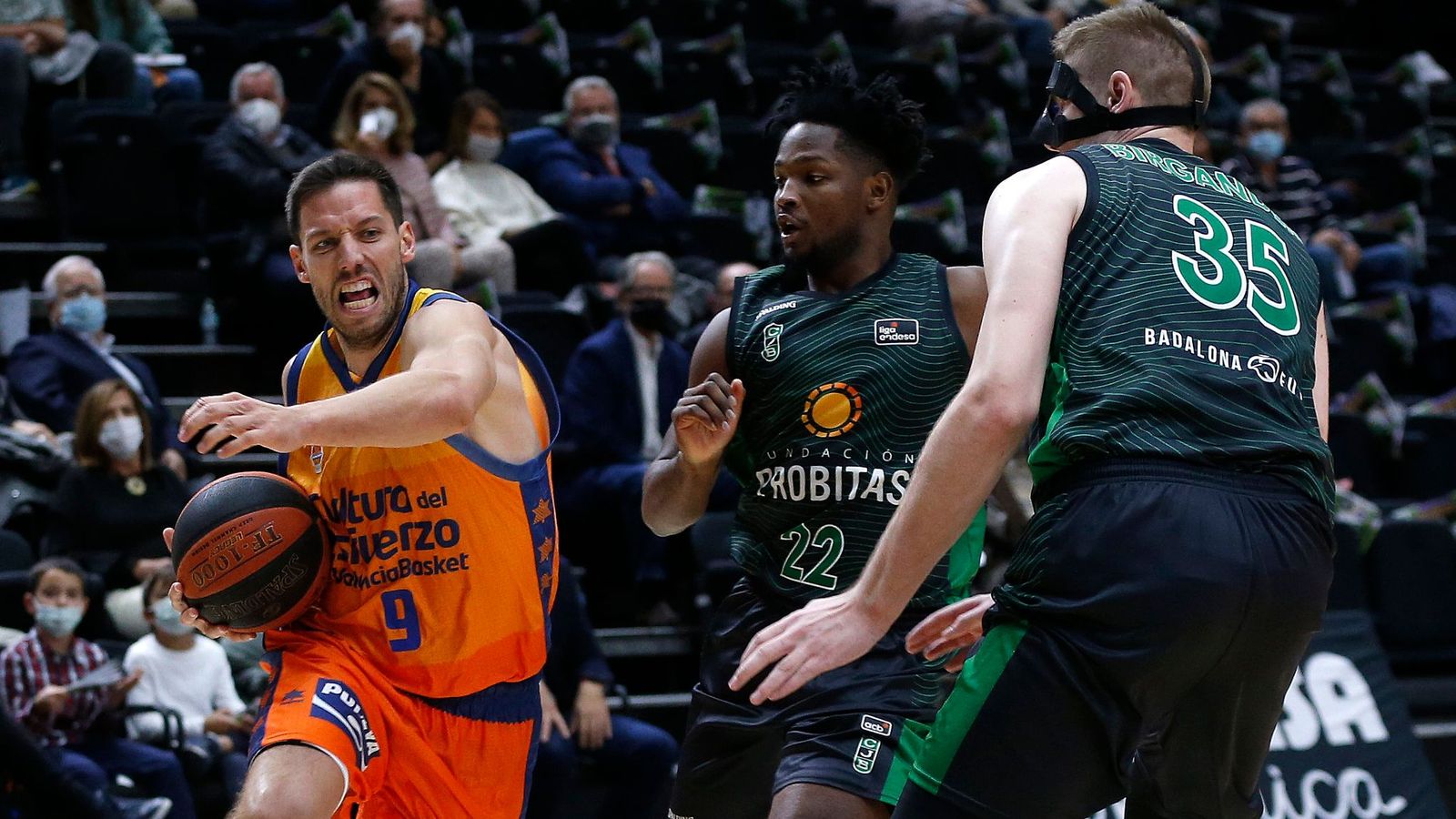 Van Rossom, en una acció del partit