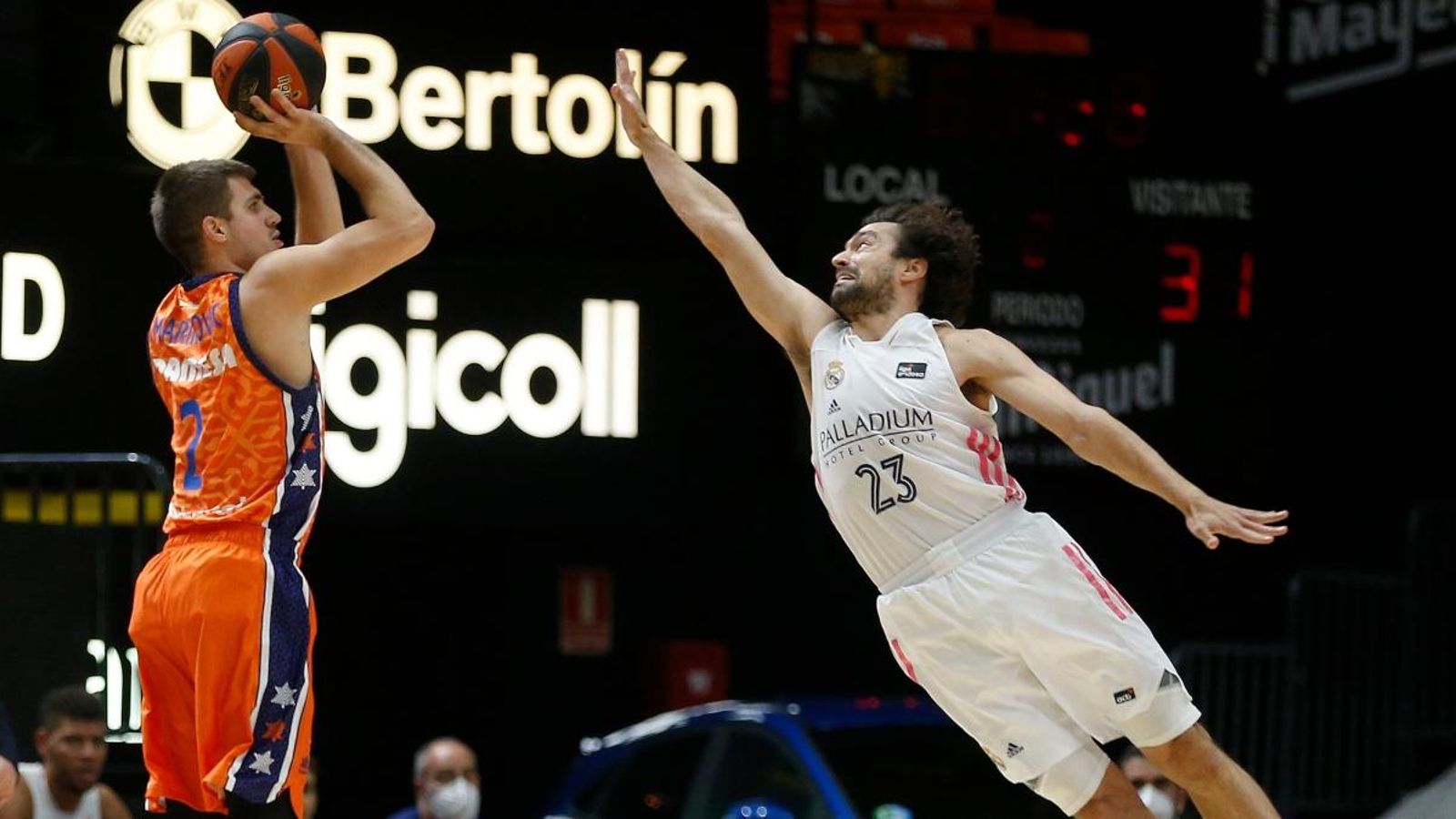 Marinkovic llança amb l’oposició de Llull