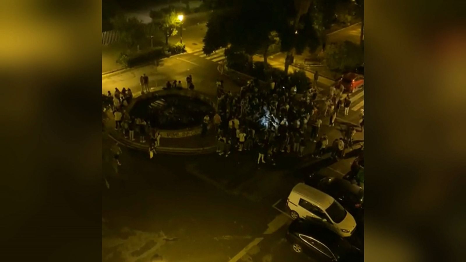 “Dins de ma casa hi ha 80 decibels”: el veïnat de València, al límit pel soroll dels botellots