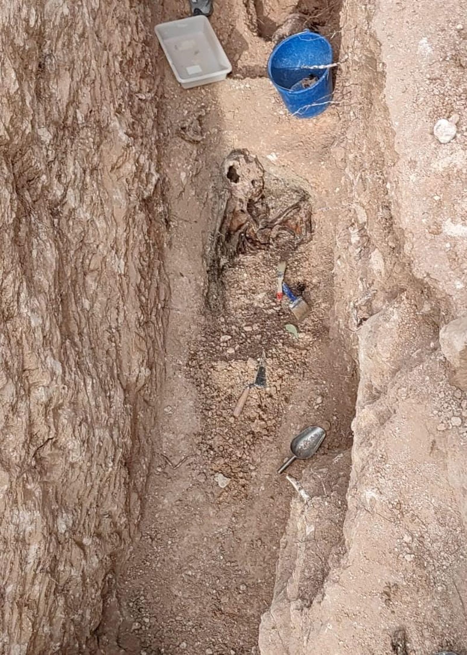 Restes de la víctima trobada a la fossa comuna d'Énguera