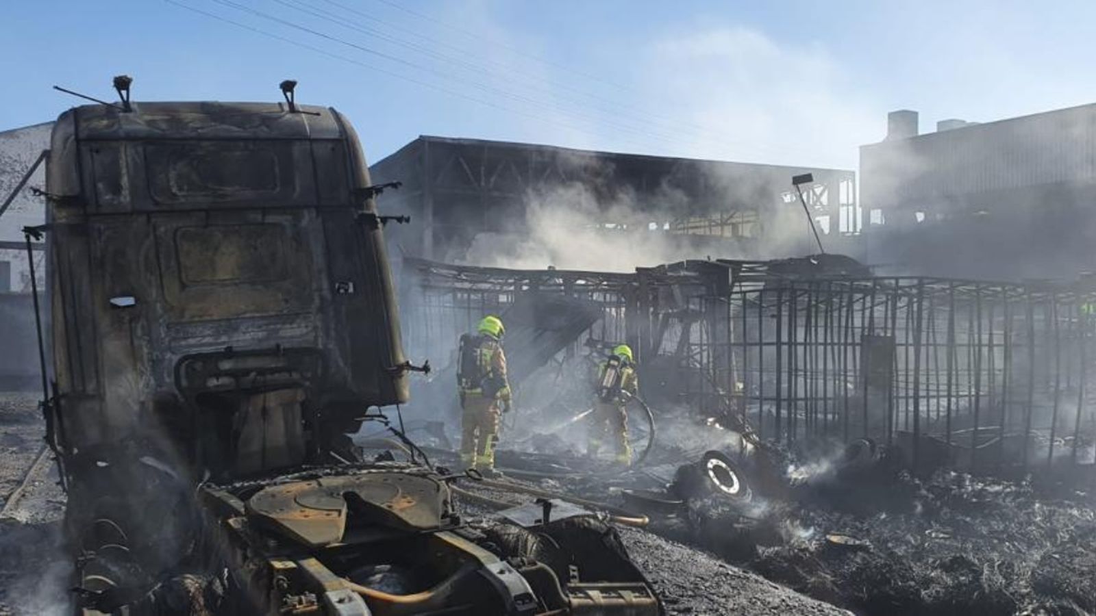 El foc s'ha considerat controlat al voltant de les cinc de la vesprada