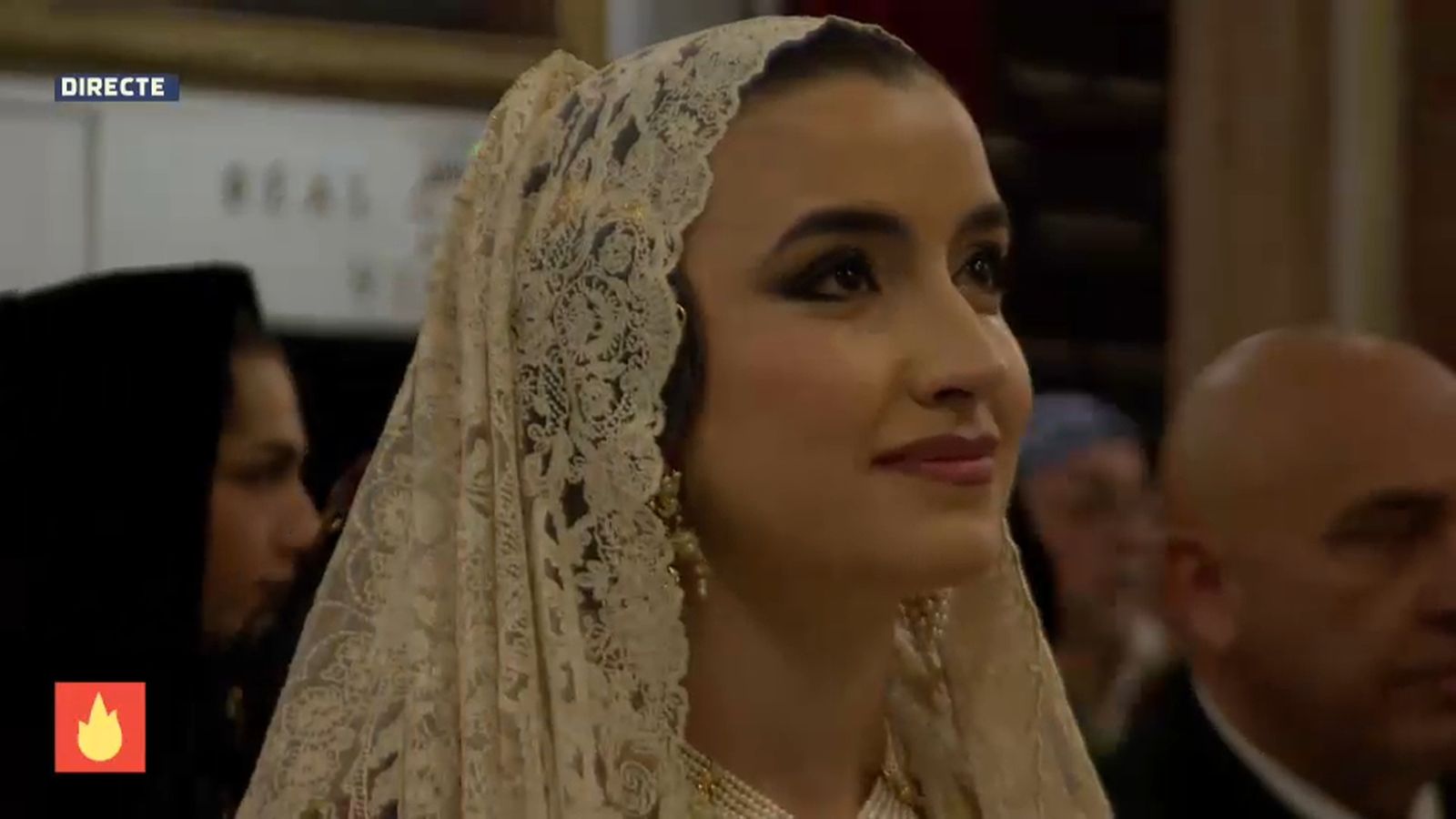 Carmen Prades, fallera major de València 2026, a la Basílica de la Mare de Déu durant l'Ofrena