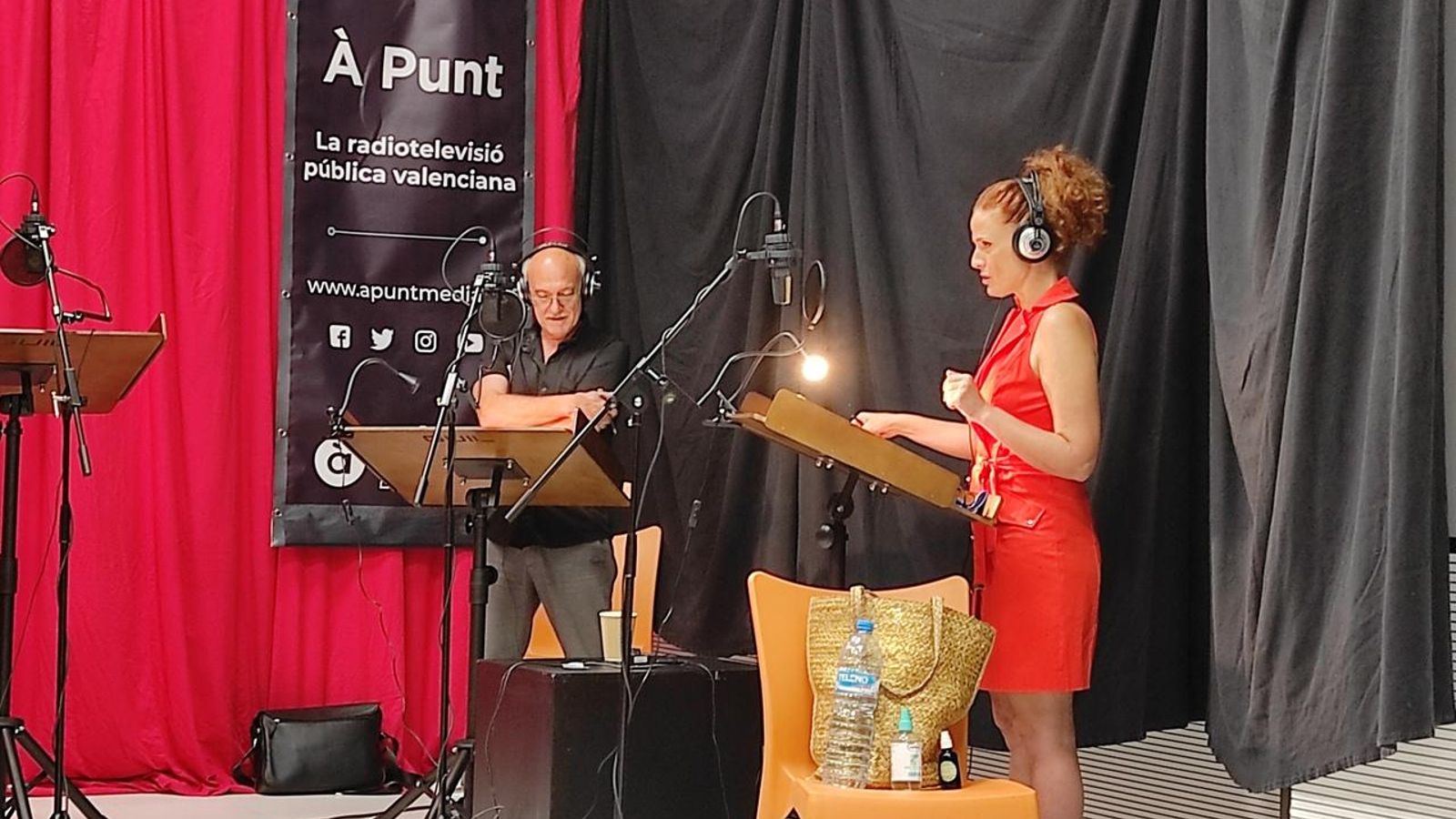 Conte d'octubre, radioficció per À Punt