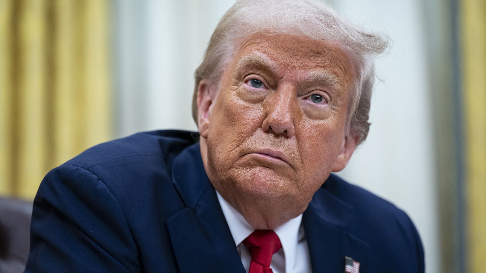 Trump al despatx oval, dos dies abans del 'dia de l'alliberament' / Arxiu