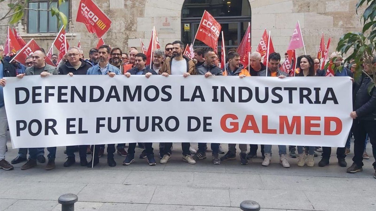 Concentració davant el Palau de la Generalitat, aquest dijous