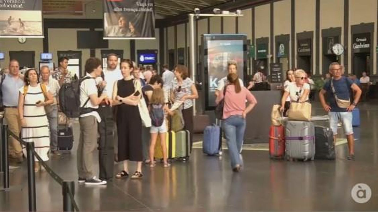 Passatgers afectats per les avaries d'este dijous a l'estació de València