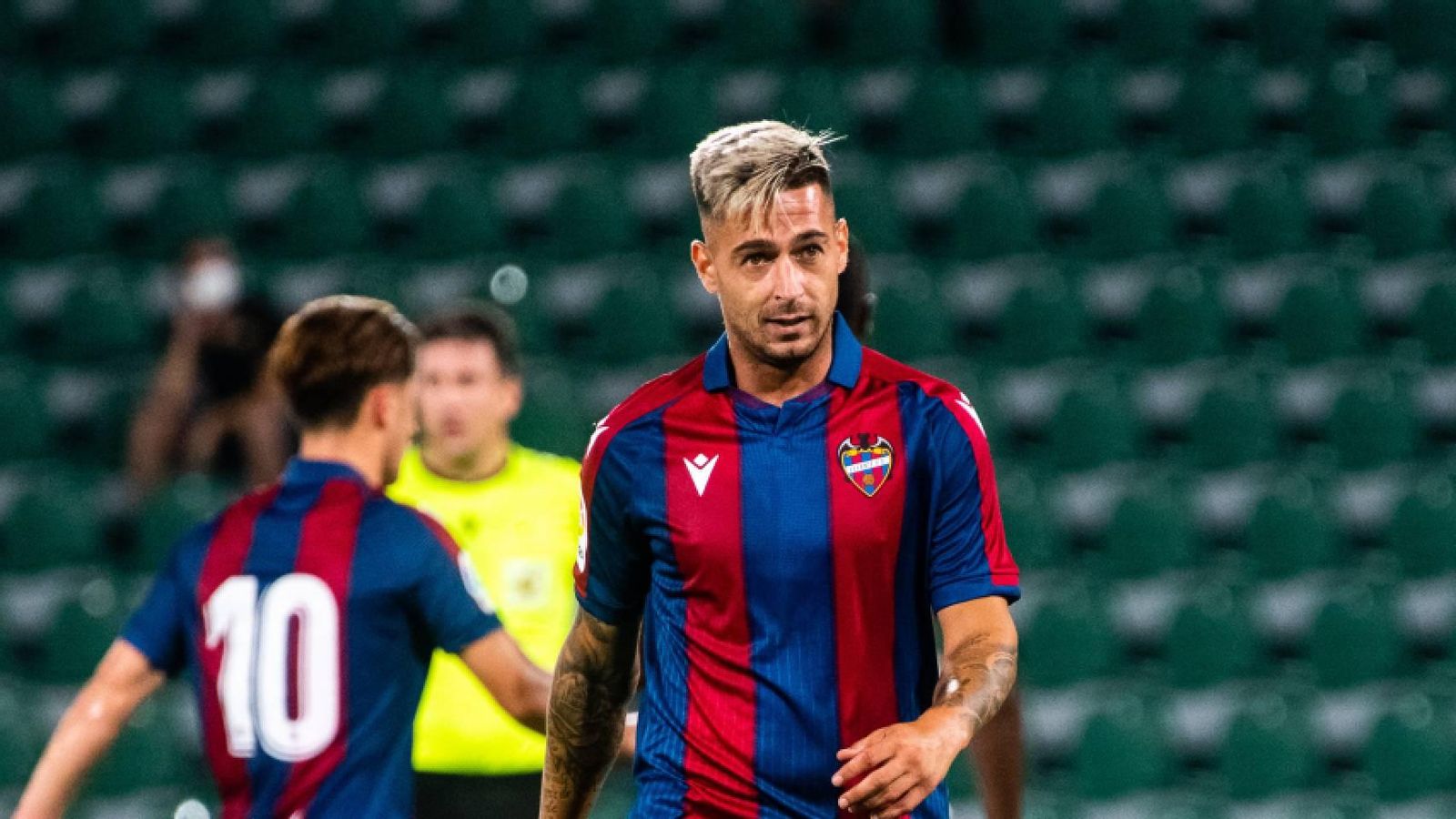 Sergio León en un partit amb el Llevant.