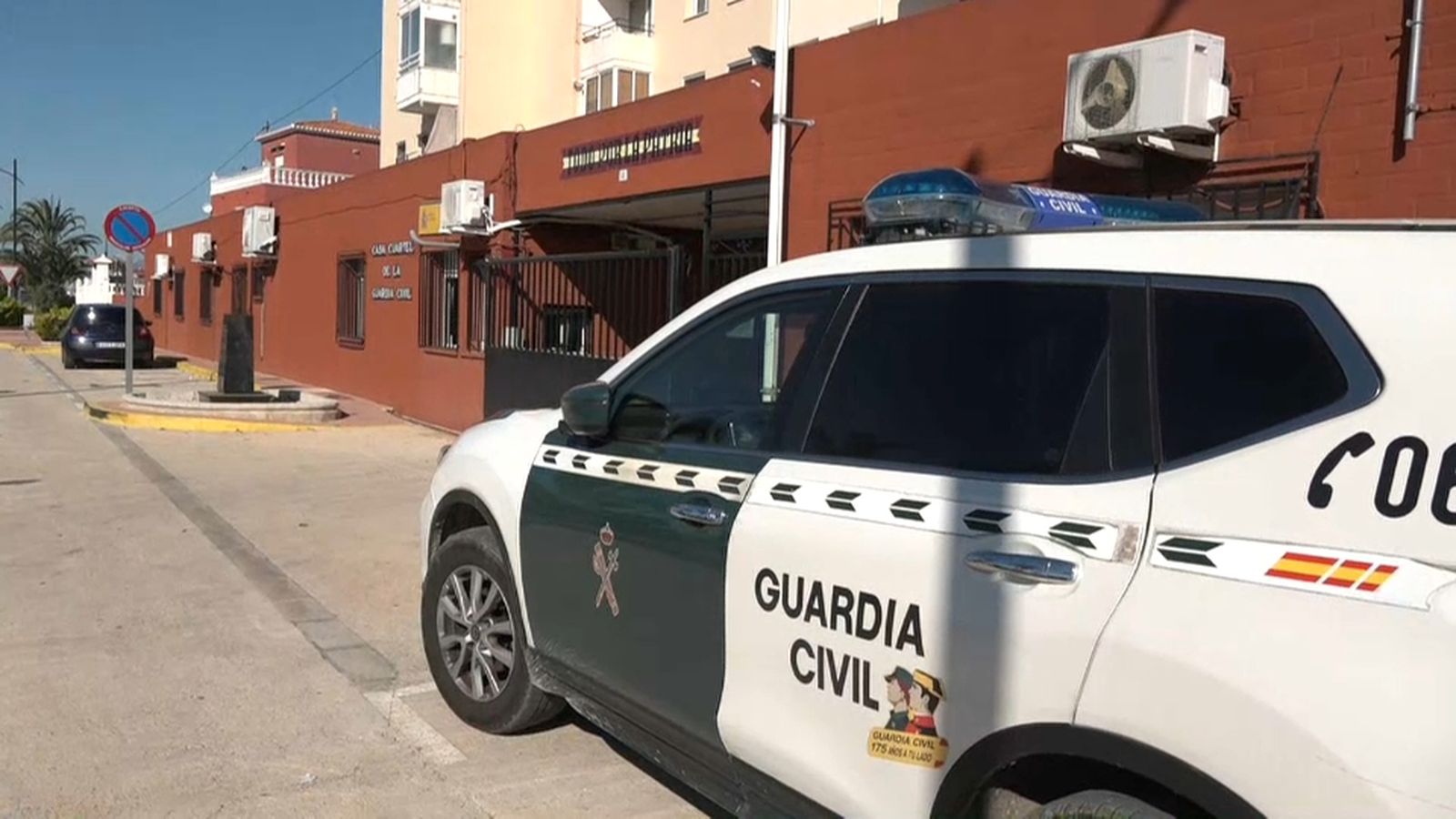 Imatge de portada: Caserna de la Guàrdia Civil a Pego