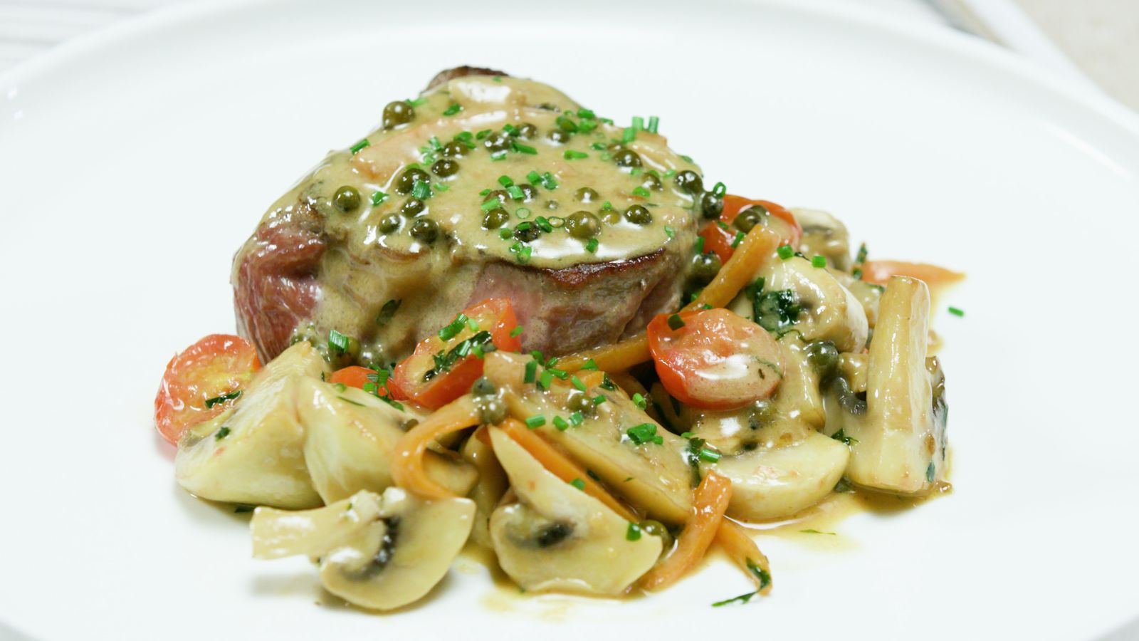 Rellom de vedella al pebre