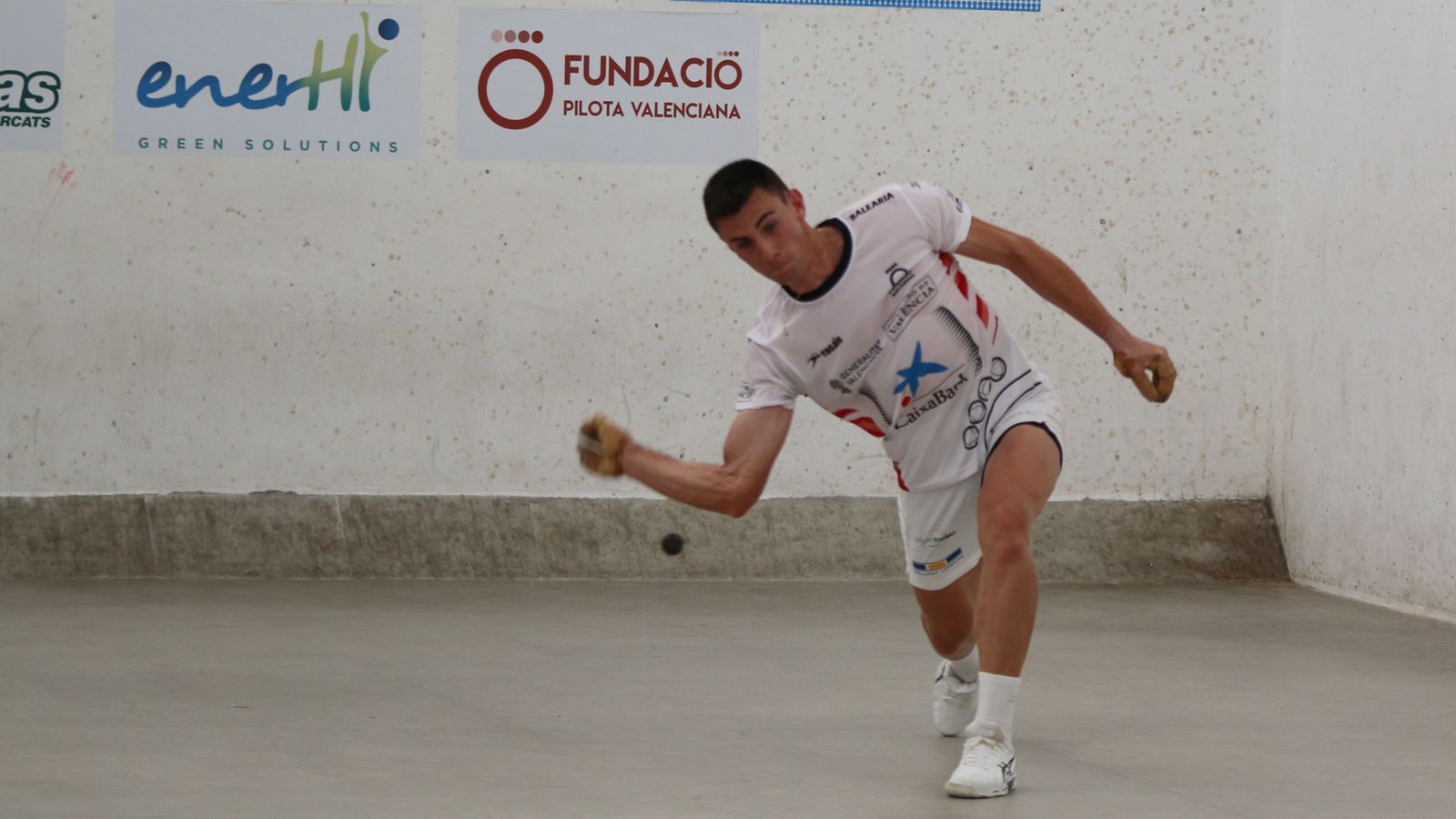 Tonet IV, durant la partida