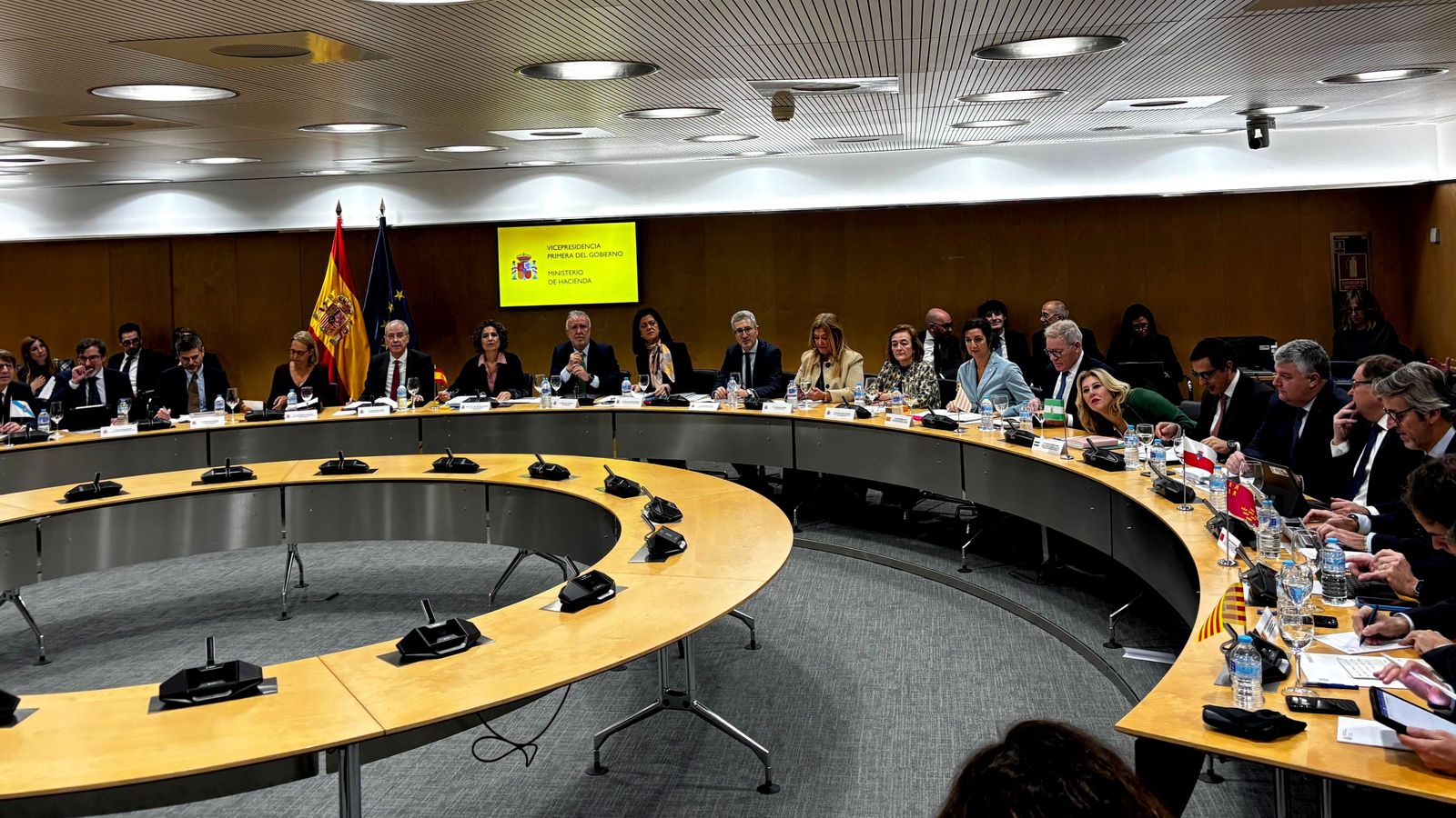 Un moment de la reunió de gener del Consell de Política Fiscal i Financera