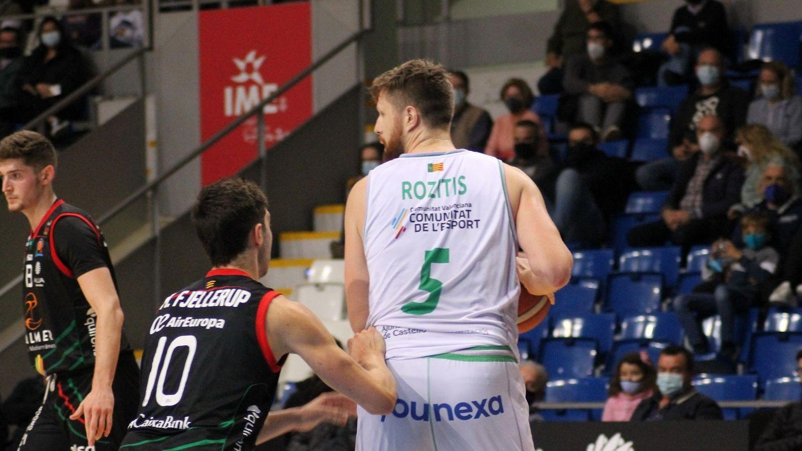 Rozitis, en una acció del partit