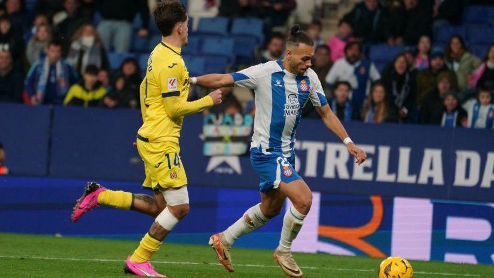Gelardo i Baraithwaite, en una acció del partit