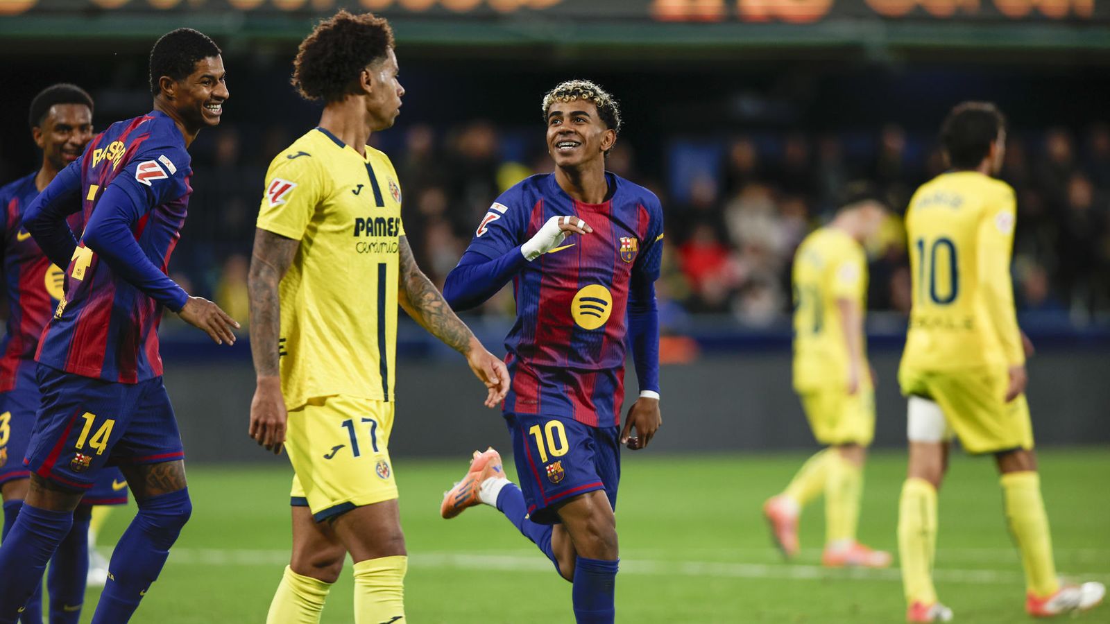 Lamine Yamal celebra el segon gol del Barça