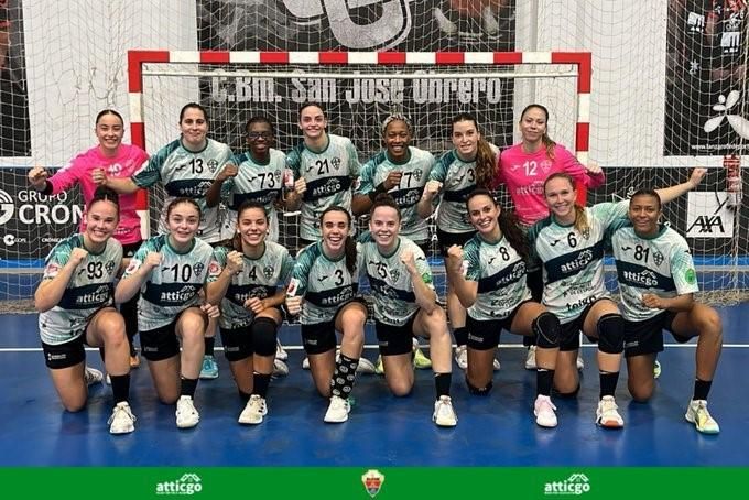 Les jugadores de l'Atticgo BM Elx