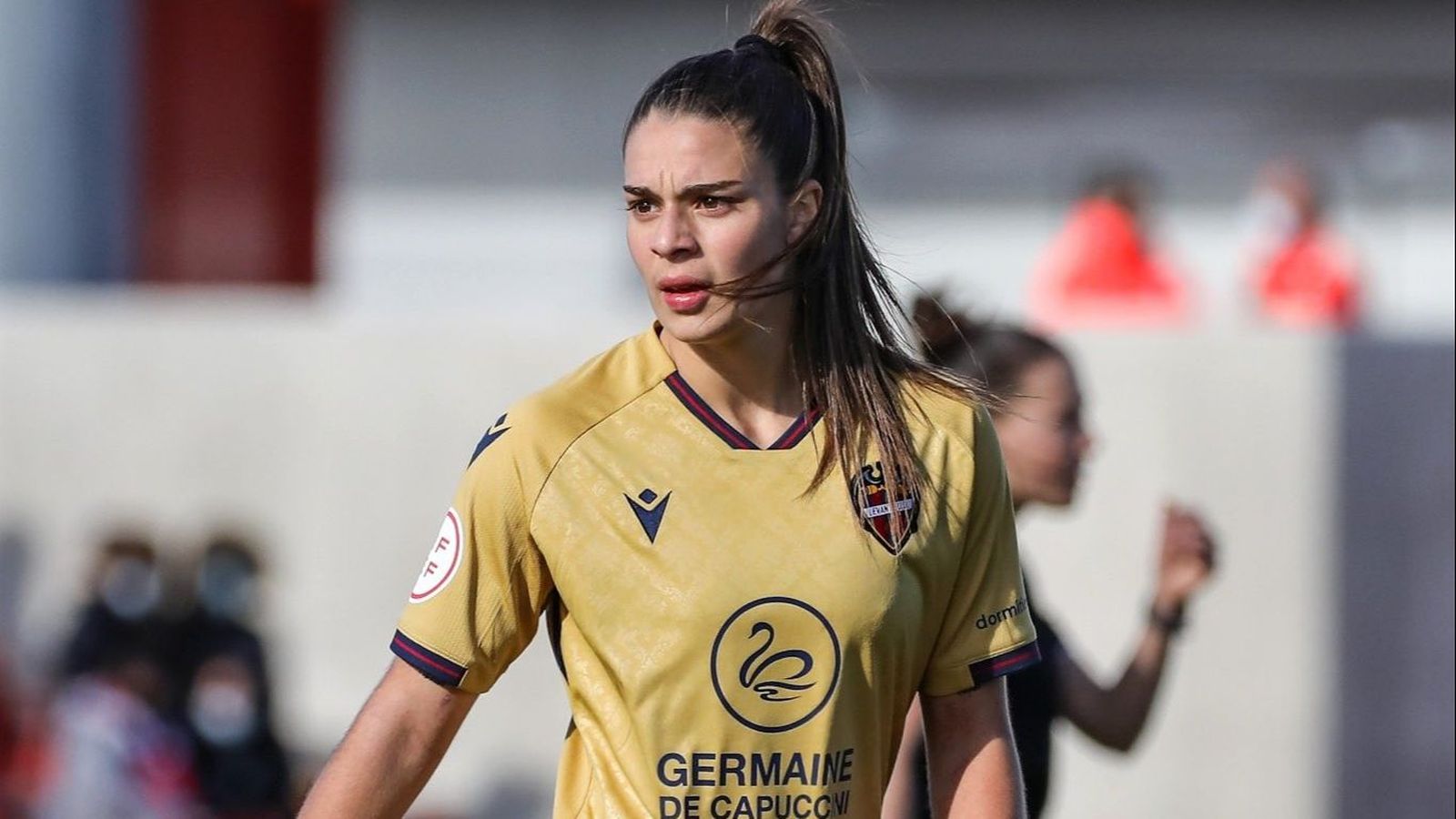 La jugadora del Llevant, Giovana Queiroz