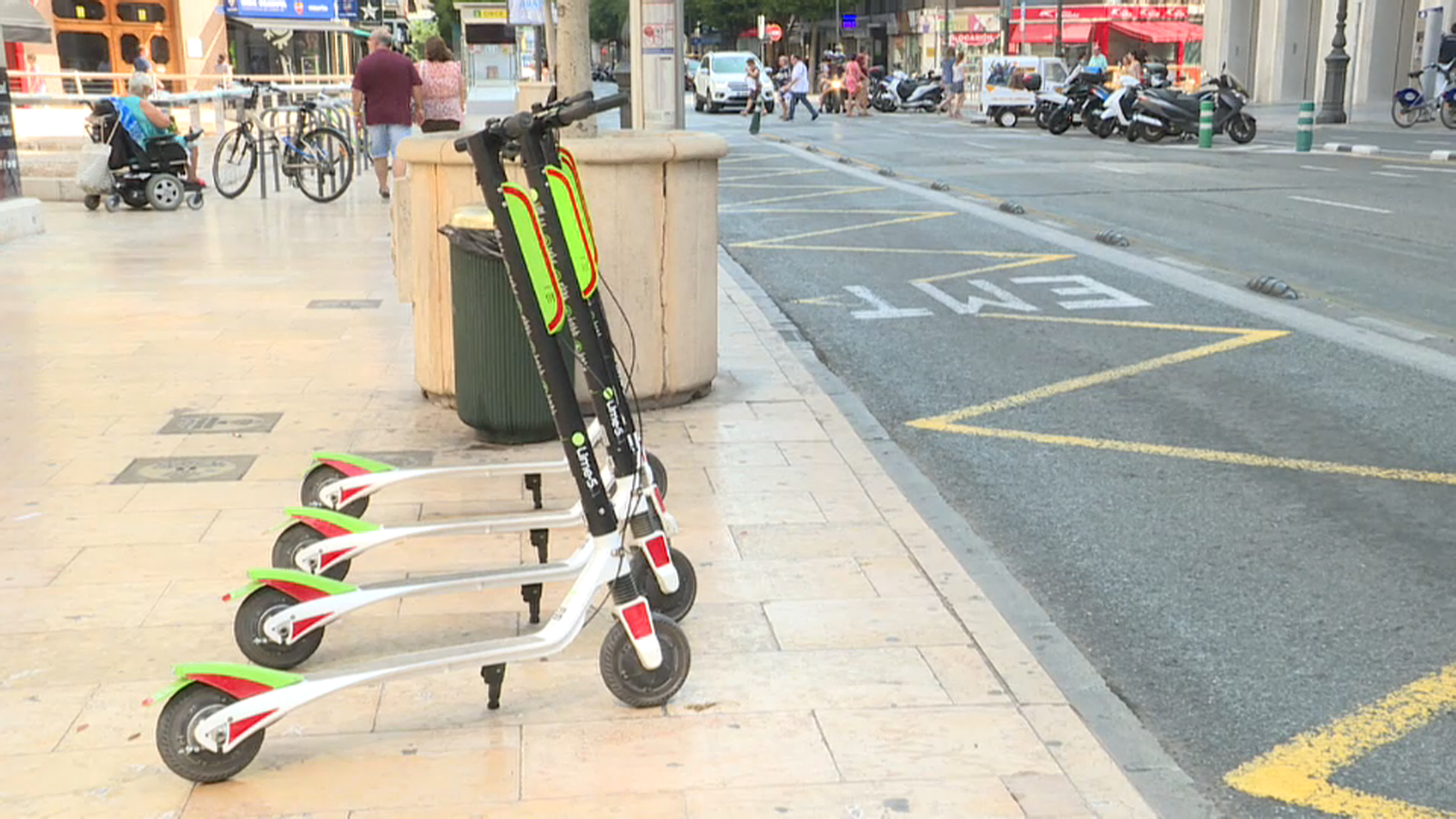 Patinets de la companyia Lime, en una imatge d’arxiu